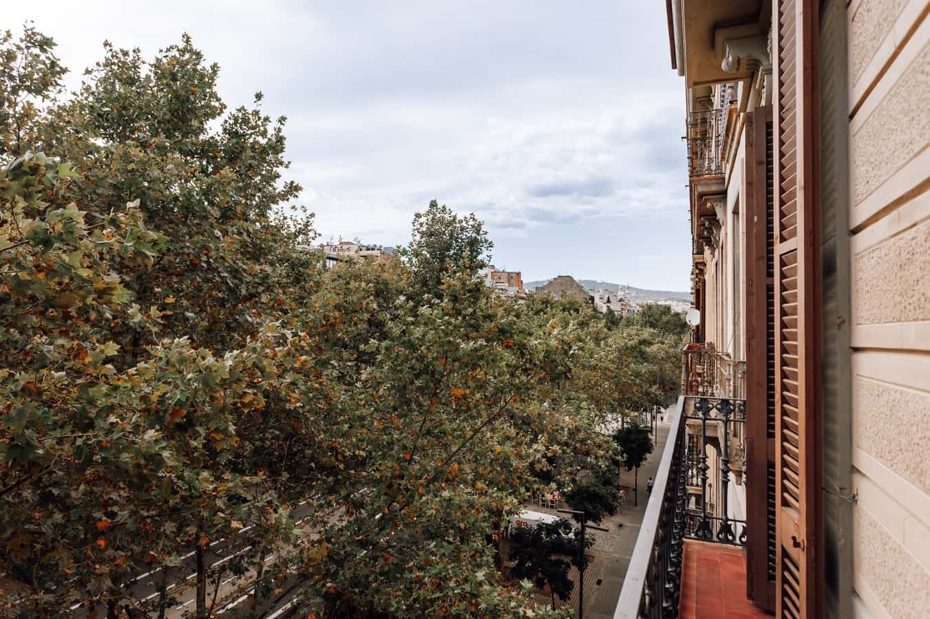 Furnished 3-bedroom flat in Eixample, 110 m² · 2