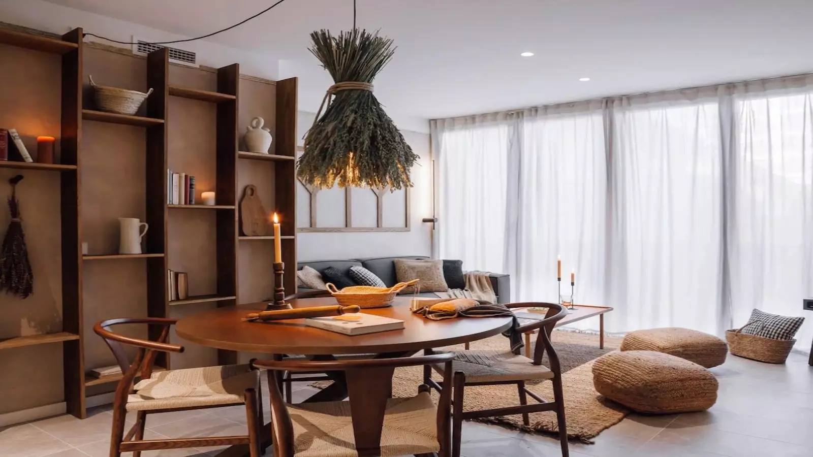 Furnished 2-bedroom flat in Eixample, 81 m² · 3