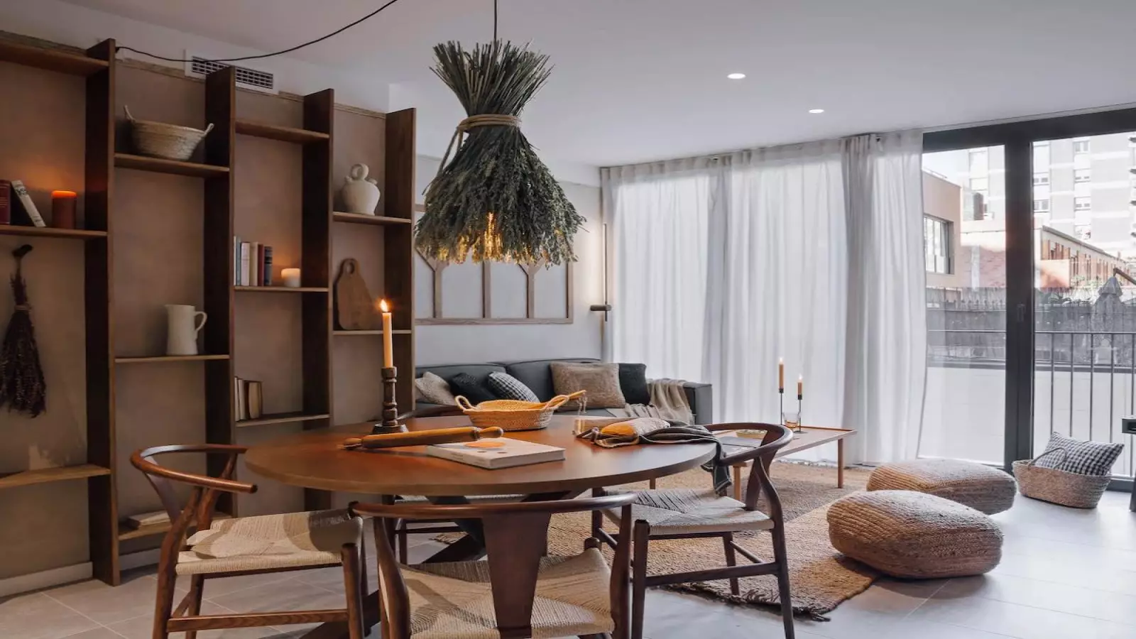 Furnished 2-bedroom flat in Eixample, 81 m² · 4
