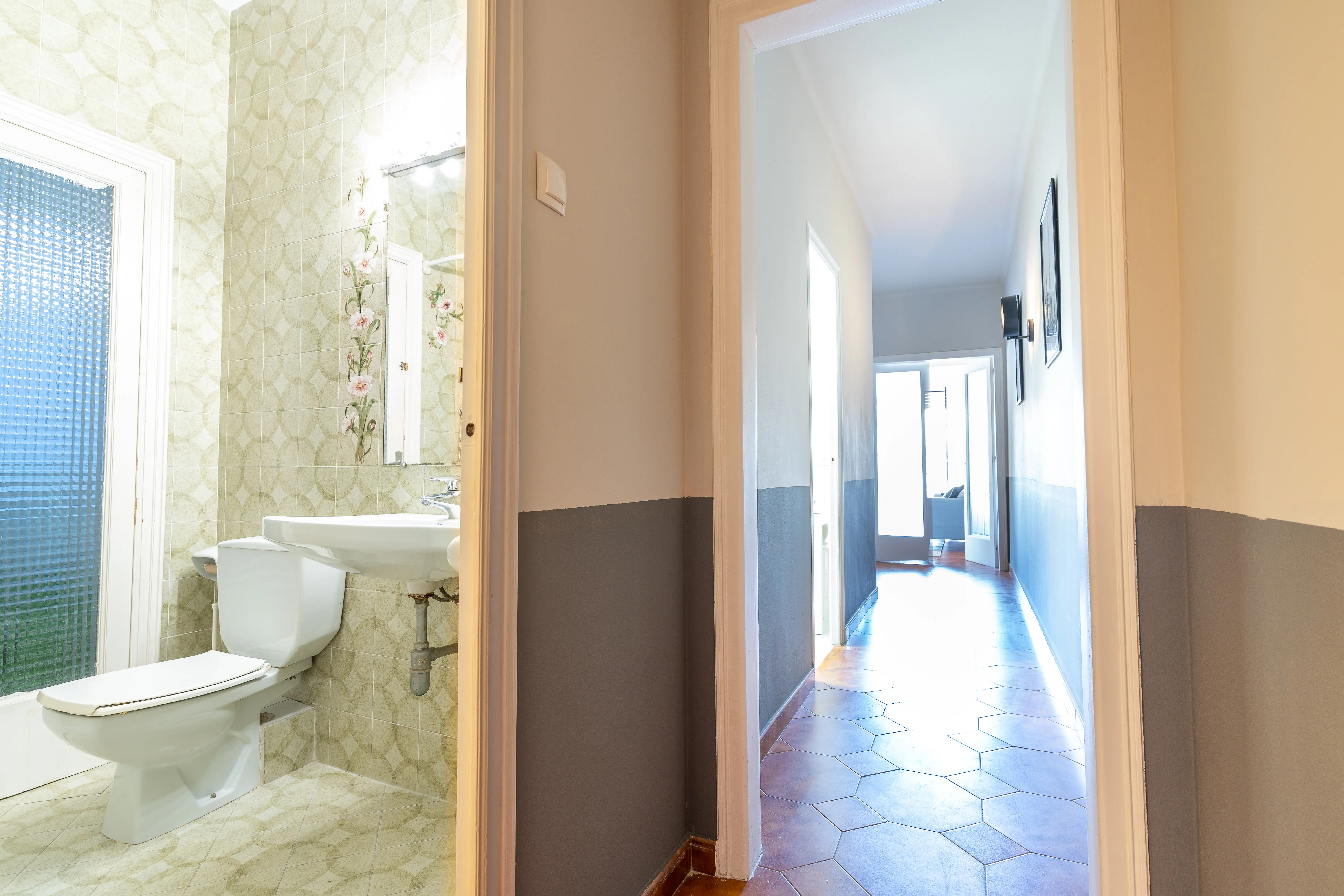 Habitación amueblada en piso compartido en Gràcia · 2