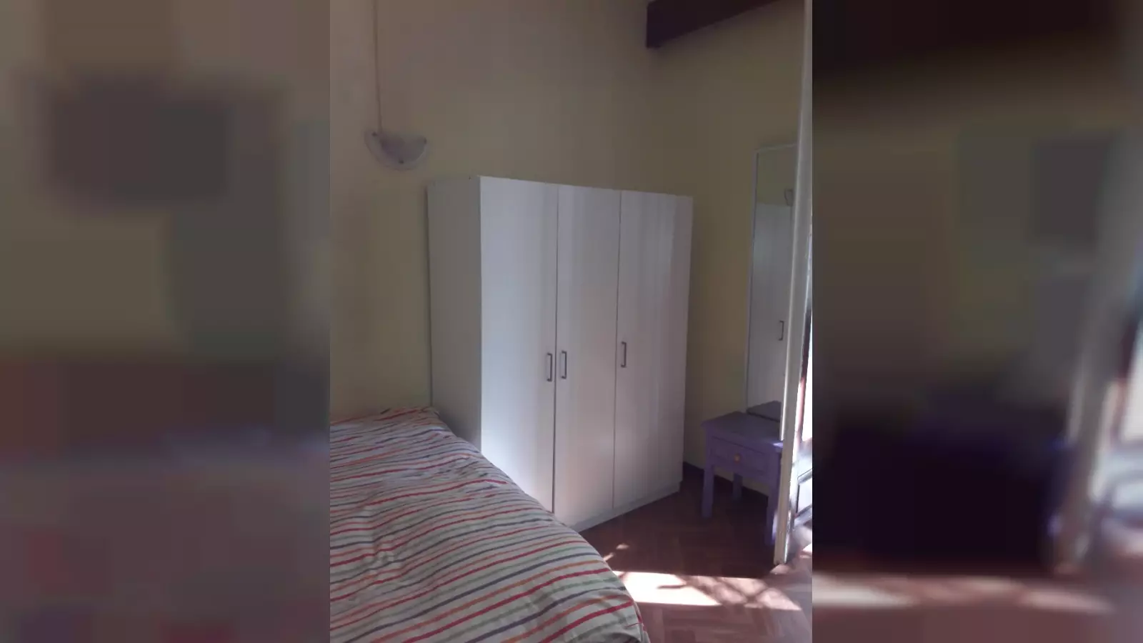 Habitación amueblada en piso compartido de 4 personas en Eixample · 2