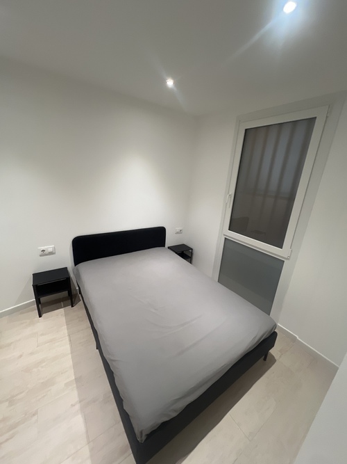 Habitación en piso compartido de 2 personas en Sants-Montjuïc · 3