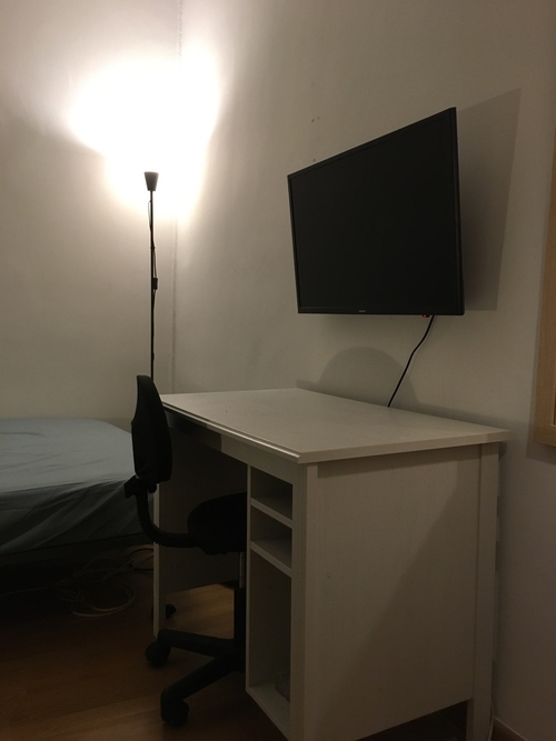 Room in a 3-person shared flat in Sants-Montjuïc · 3