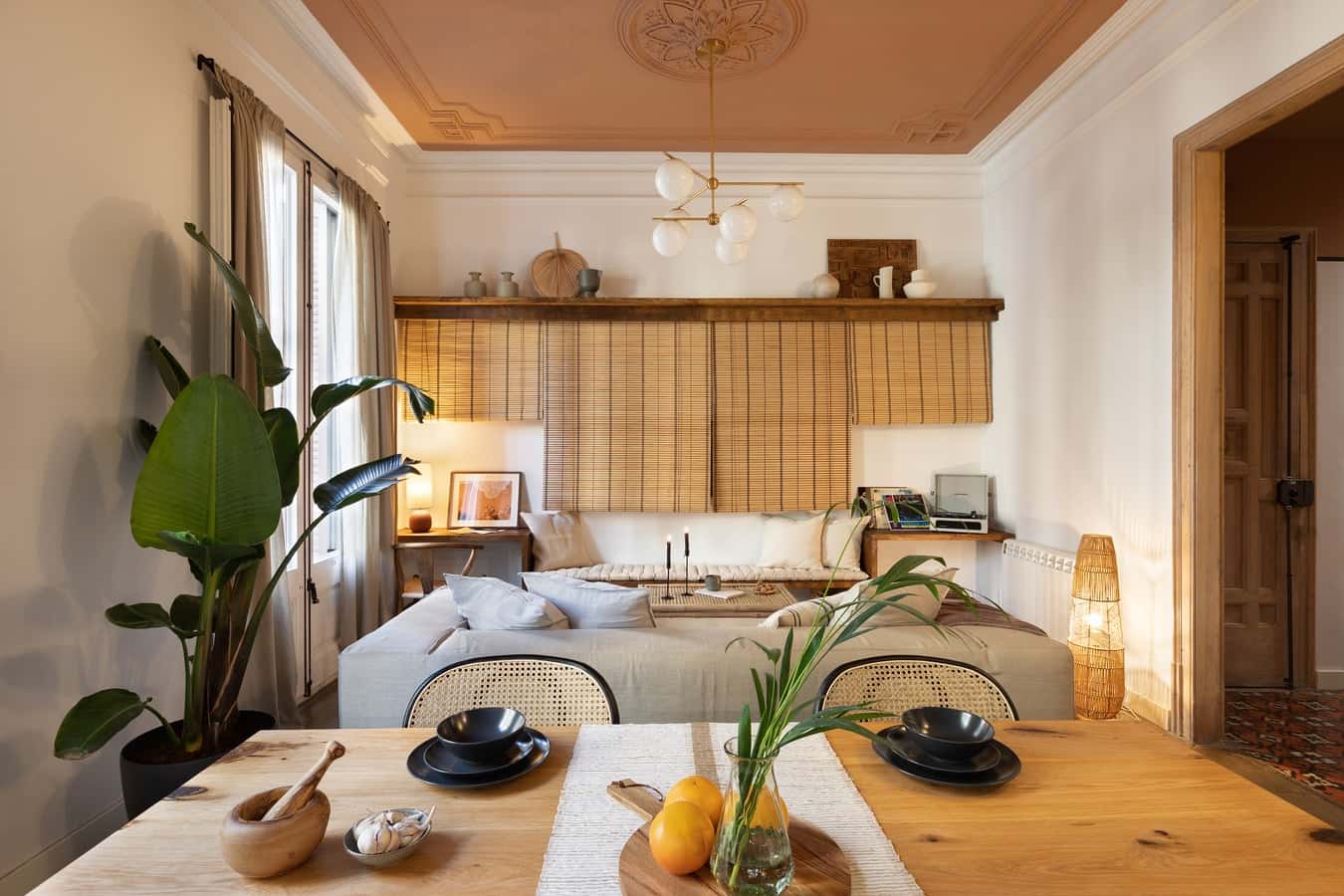 Furnished 2-bedroom flat in Eixample, 72 m² · 3