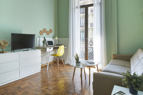 Room in a 6-person shared flat in Eixample · 3