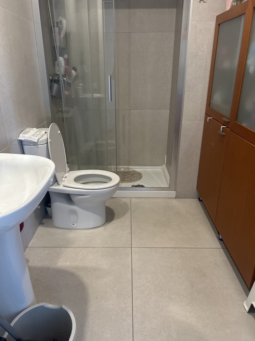 Room in a 2-person shared flat in Barcelona · 4