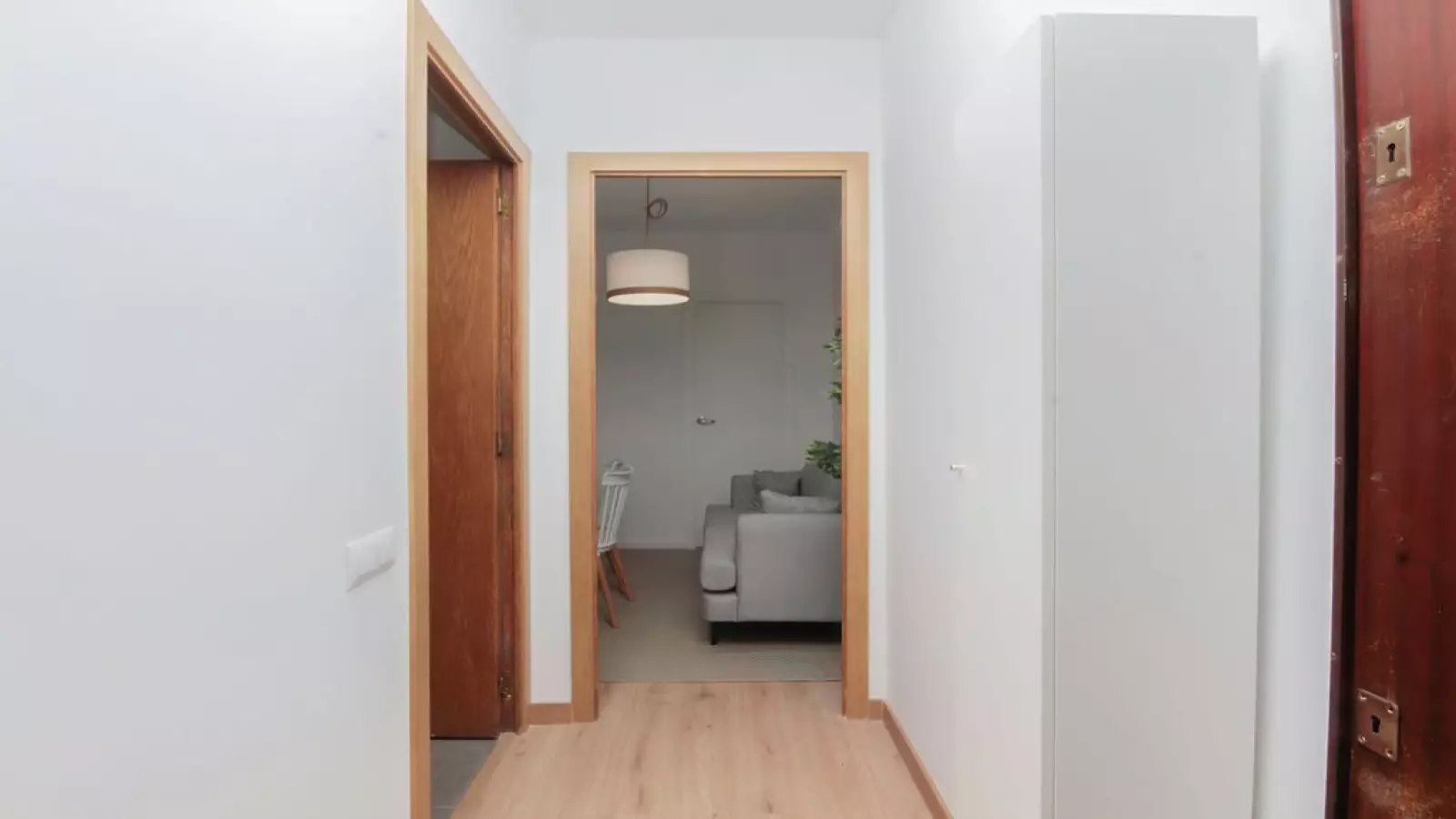 Habitación amueblada en piso compartido de 7 personas en Gràcia · 4