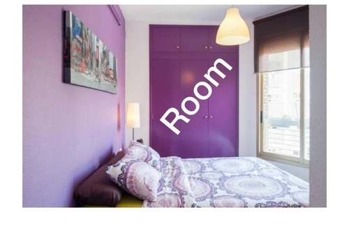 Room in a 2-person shared flat in Eixample · 2