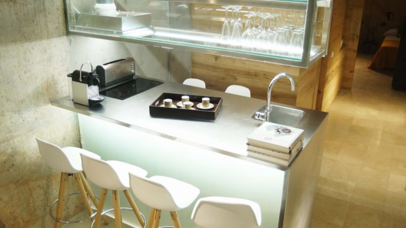 Furnished 1-bedroom flat in Eixample · 4