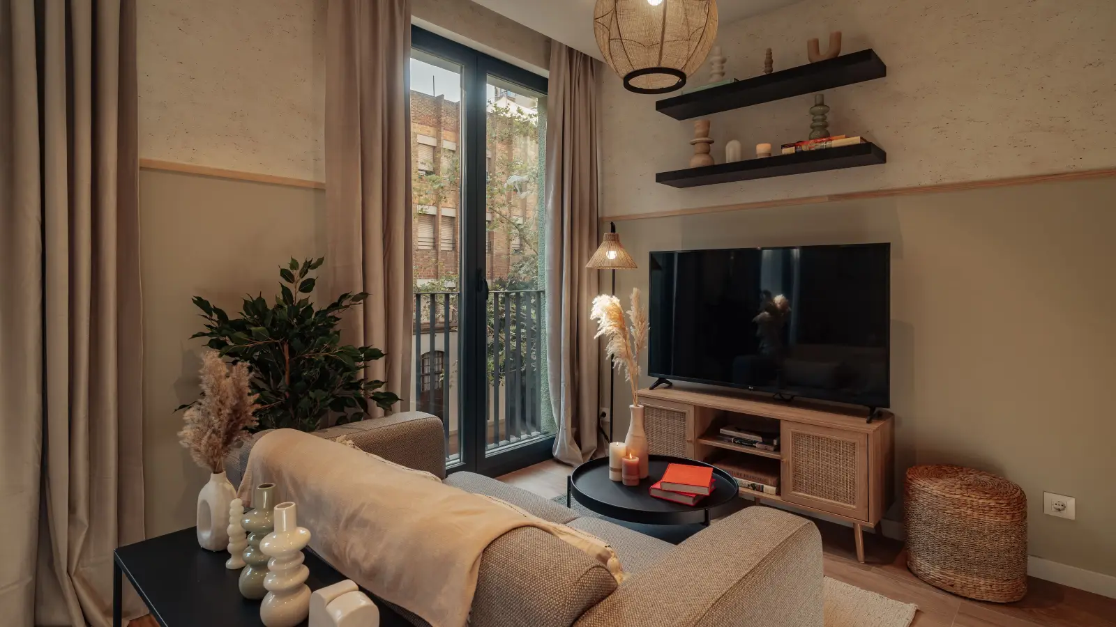 Furnished 1-bedroom flat in Eixample, 30 m² · 3