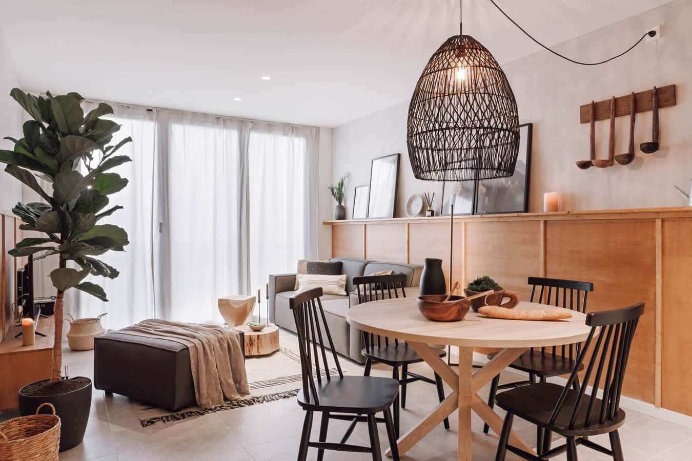 Furnished 2-bedroom flat in Eixample, 66 m² · 2