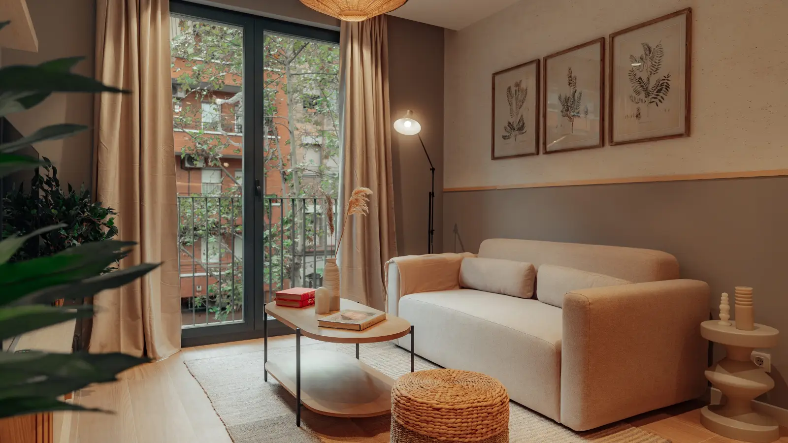 Furnished 1-bedroom flat in Eixample, 40 m² · 2
