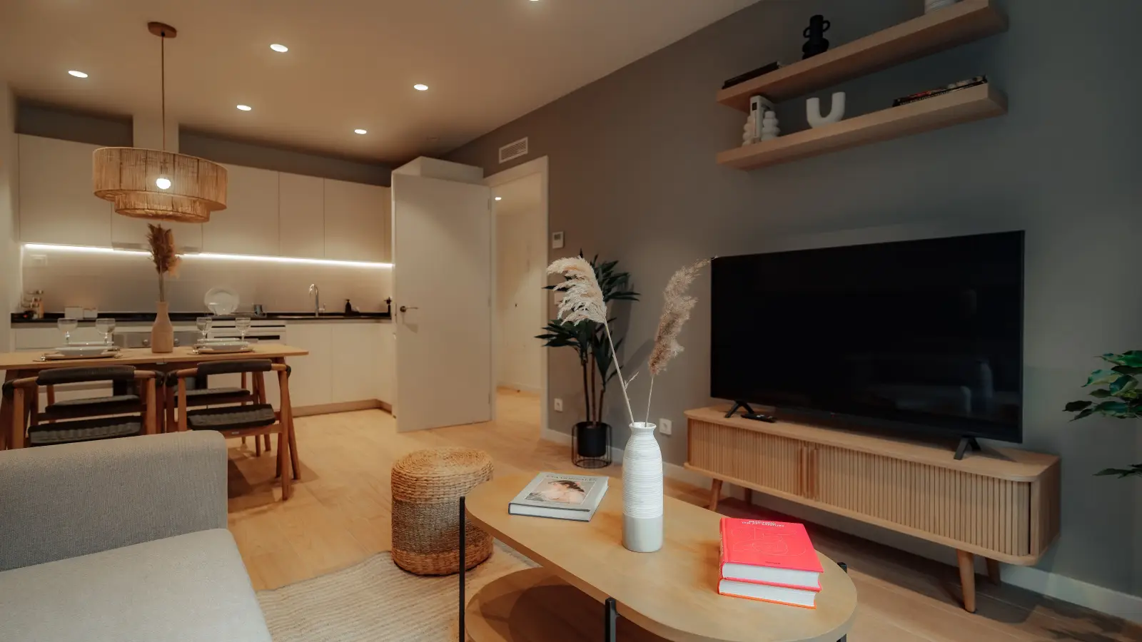Furnished 1-bedroom flat in Eixample, 40 m² · 3