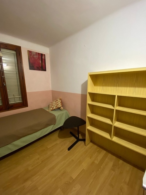 Room in a 2-person shared flat in Sant Martí · 3