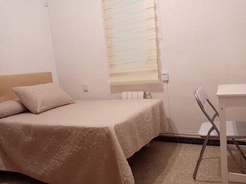 Room in a 2-person shared flat in Sant Martí · 4