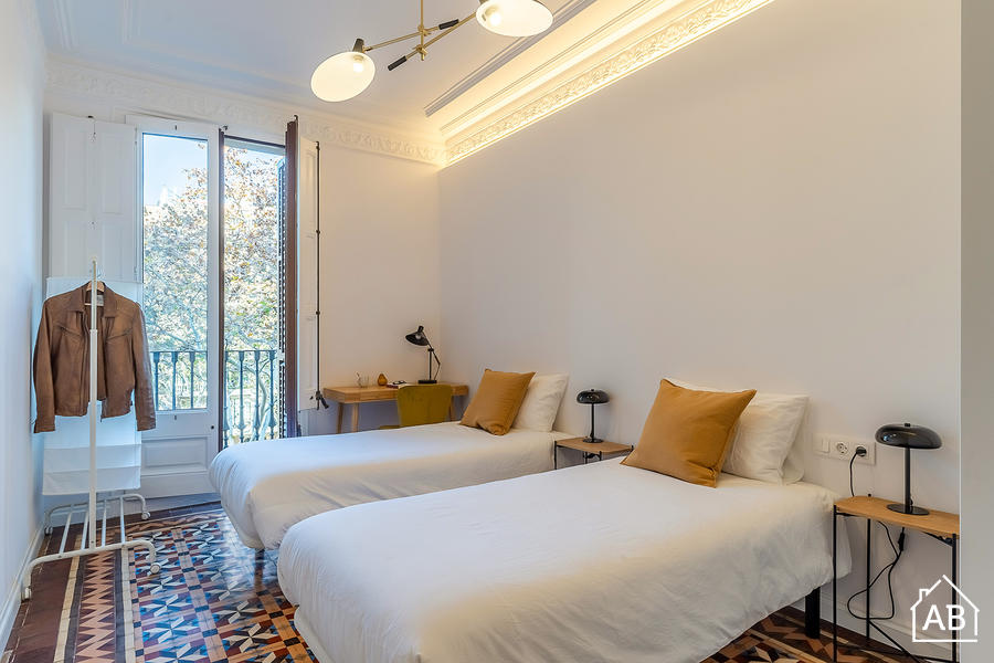 Furnished 10-bedroom flat in Eixample, 125 m² · 2