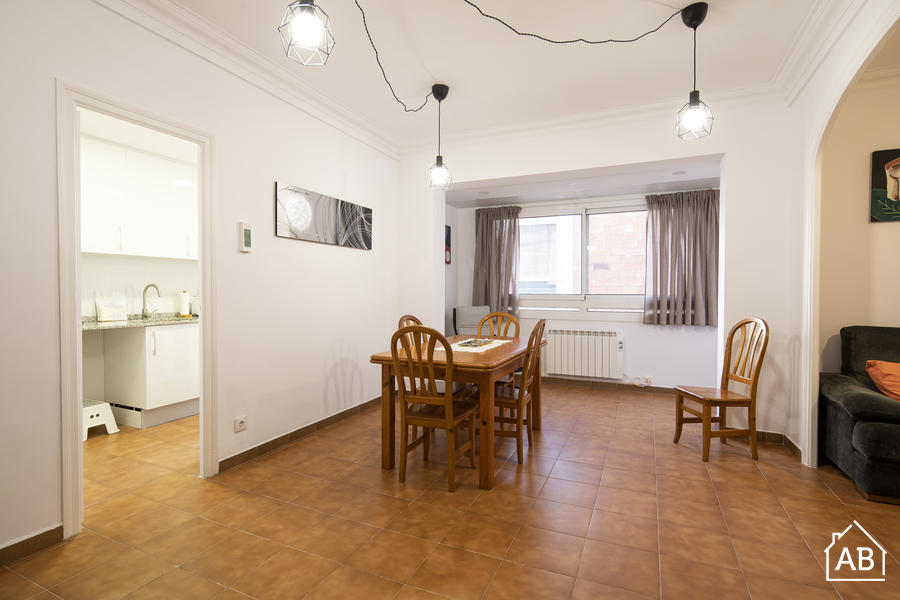 Furnished 6-bedroom flat in Sants-Montjuïc, 94 m² · 4