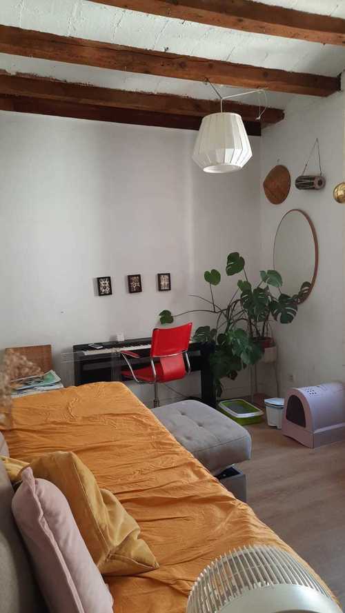 Room in a 2-person shared flat in Gràcia · 2