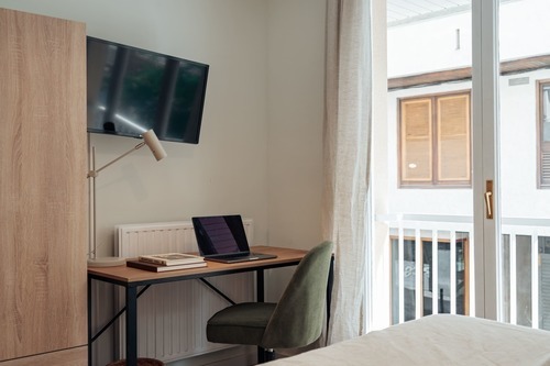 Habitación en piso compartido de 4 personas en Sarrià–Sant Gervasi · 4