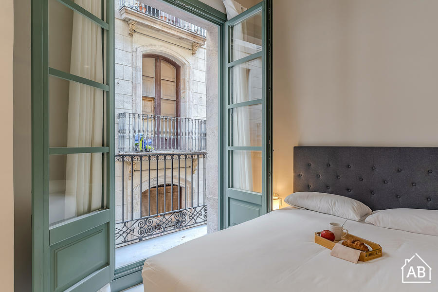 Piso de 2 dormitorios amueblado en Eixample, 64 m² · 2