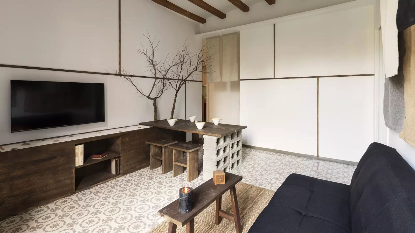 Furnished 2-bedroom flat in Eixample, 77 m² · 4
