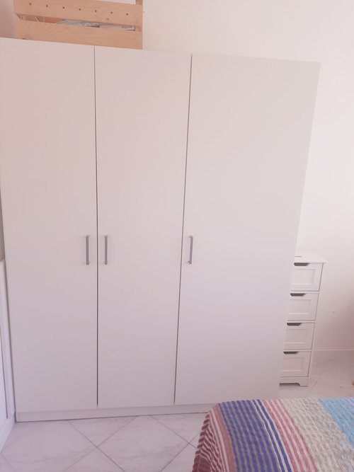 Room in a 3-person shared flat in Eixample · 4