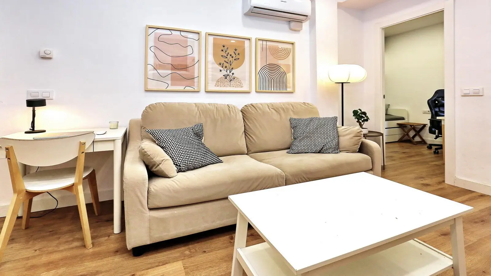 Piso de 3 dormitorios amueblado en Sant Martí, 85 m² · 4