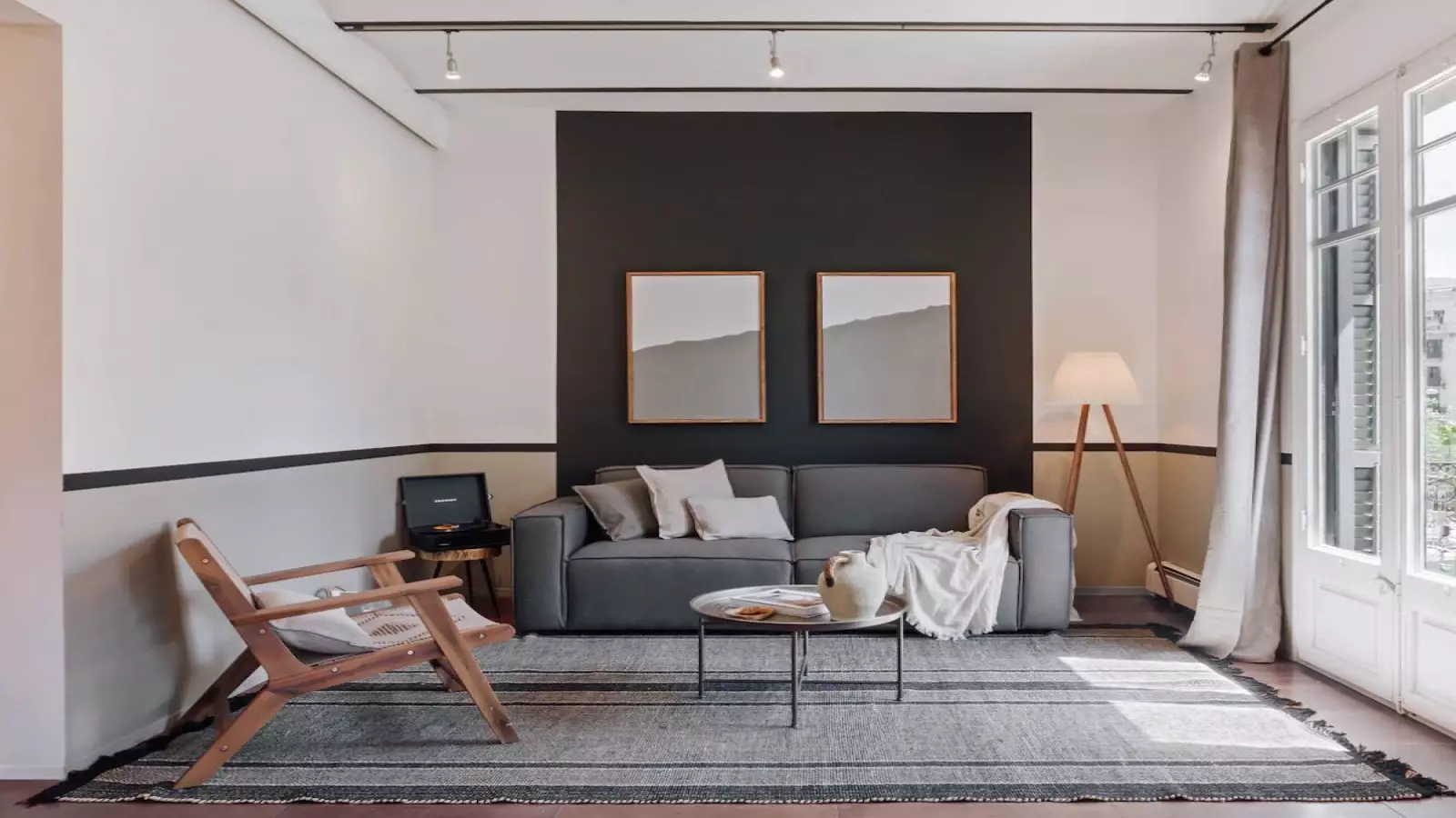 Furnished 2-bedroom flat in Eixample, 93 m² · 3