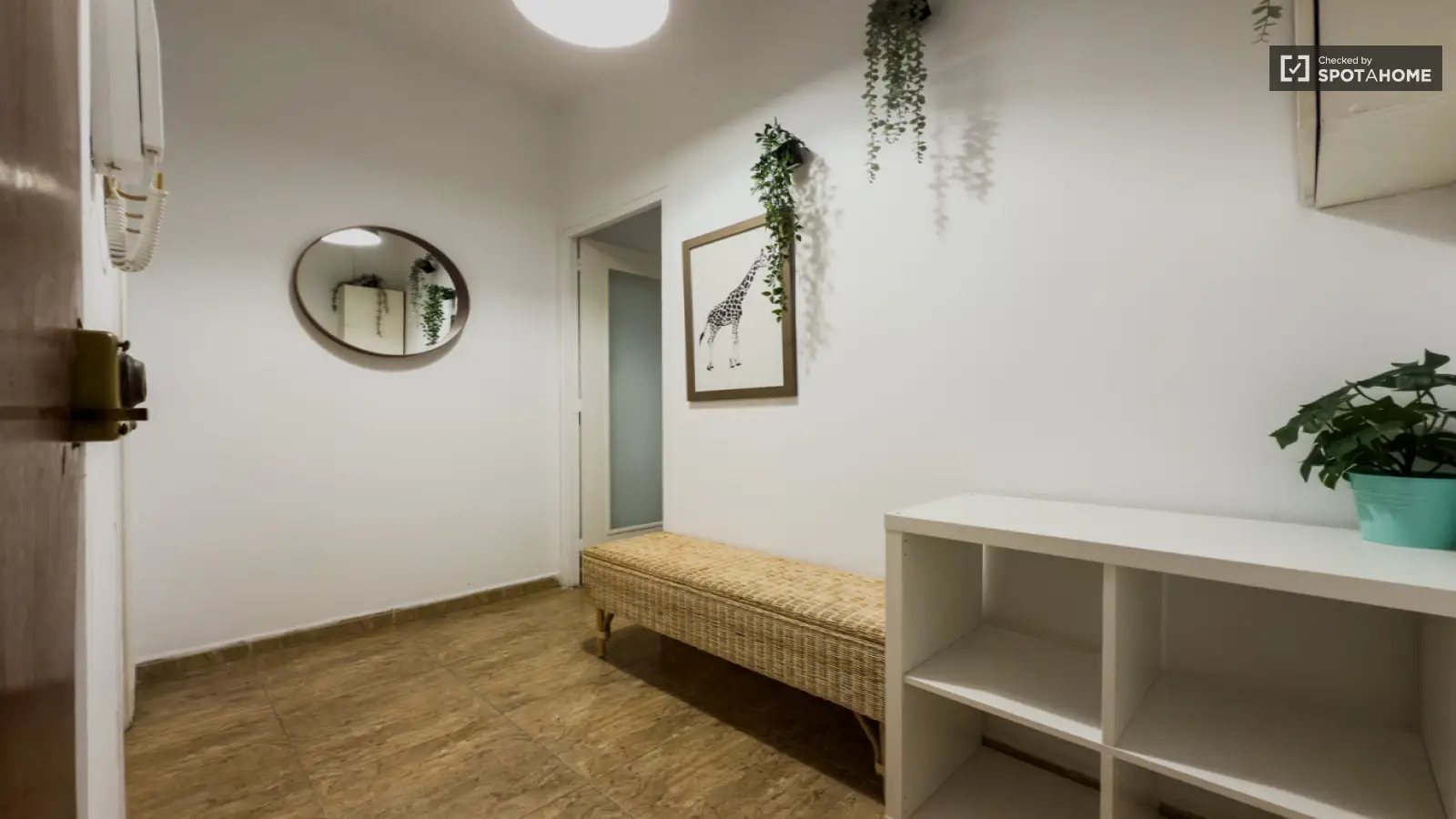 Habitación amueblada en piso compartido en Sants-Montjuïc · 3