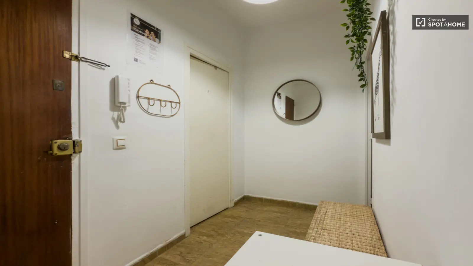 Habitación amueblada en piso compartido en Sants-Montjuïc · 4