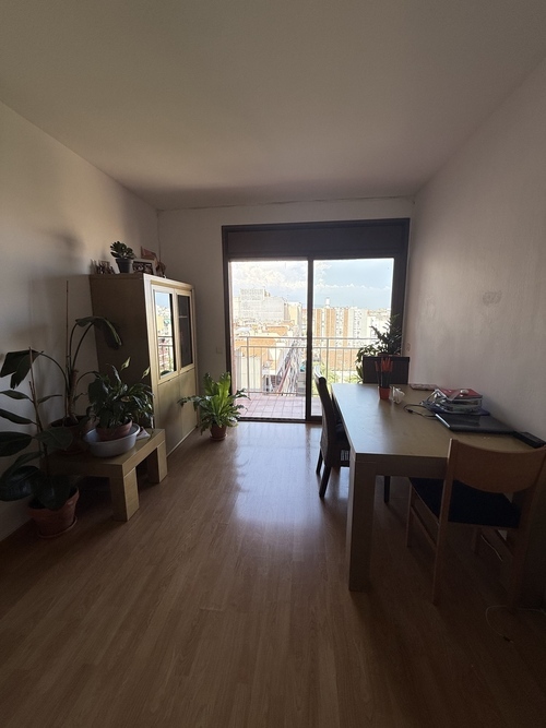 Habitación en piso compartido de 3 personas en Sant Martí · 2