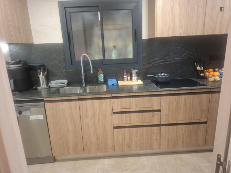 Furnished room in a 3-person shared flat in Nou Barris · 3