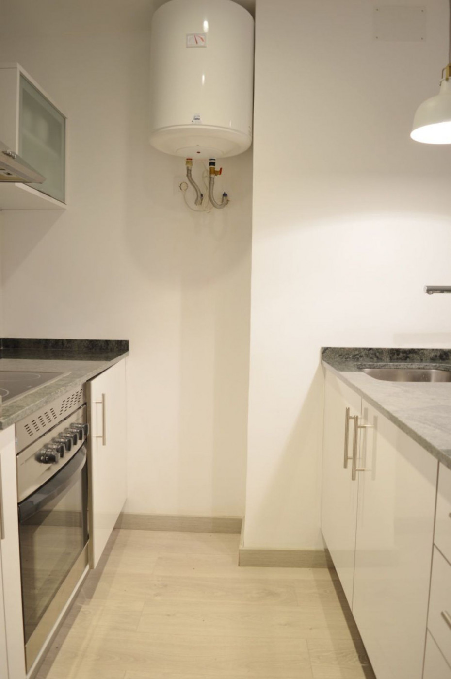 2-bedroom flat in Ciutat Vella, 65 m² · 3