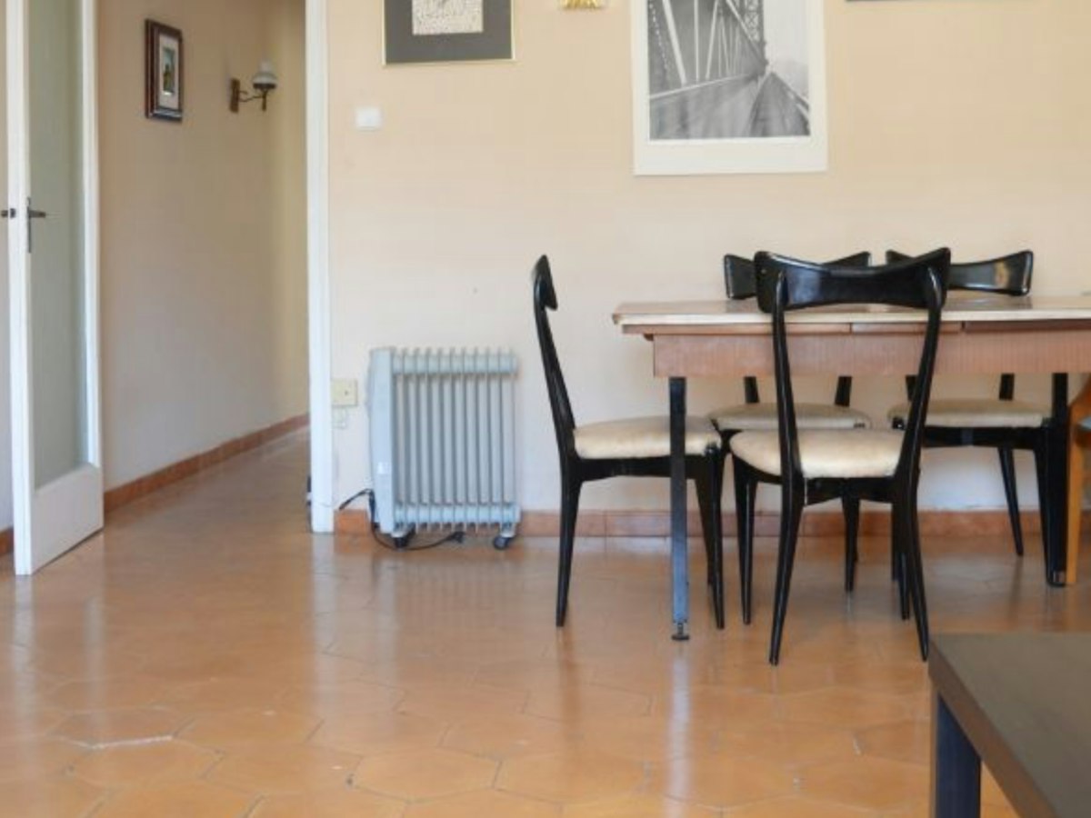 Habitación amueblada en piso compartido de 2 personas en Sarrià–Sant Gervasi · 4