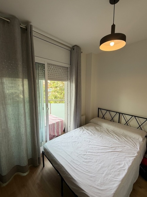 Room in a shared flat in Gràcia · 3