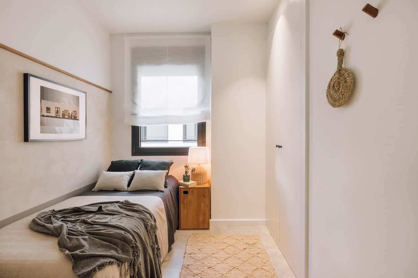 Furnished 2-bedroom flat in Eixample, 58 m² · 3