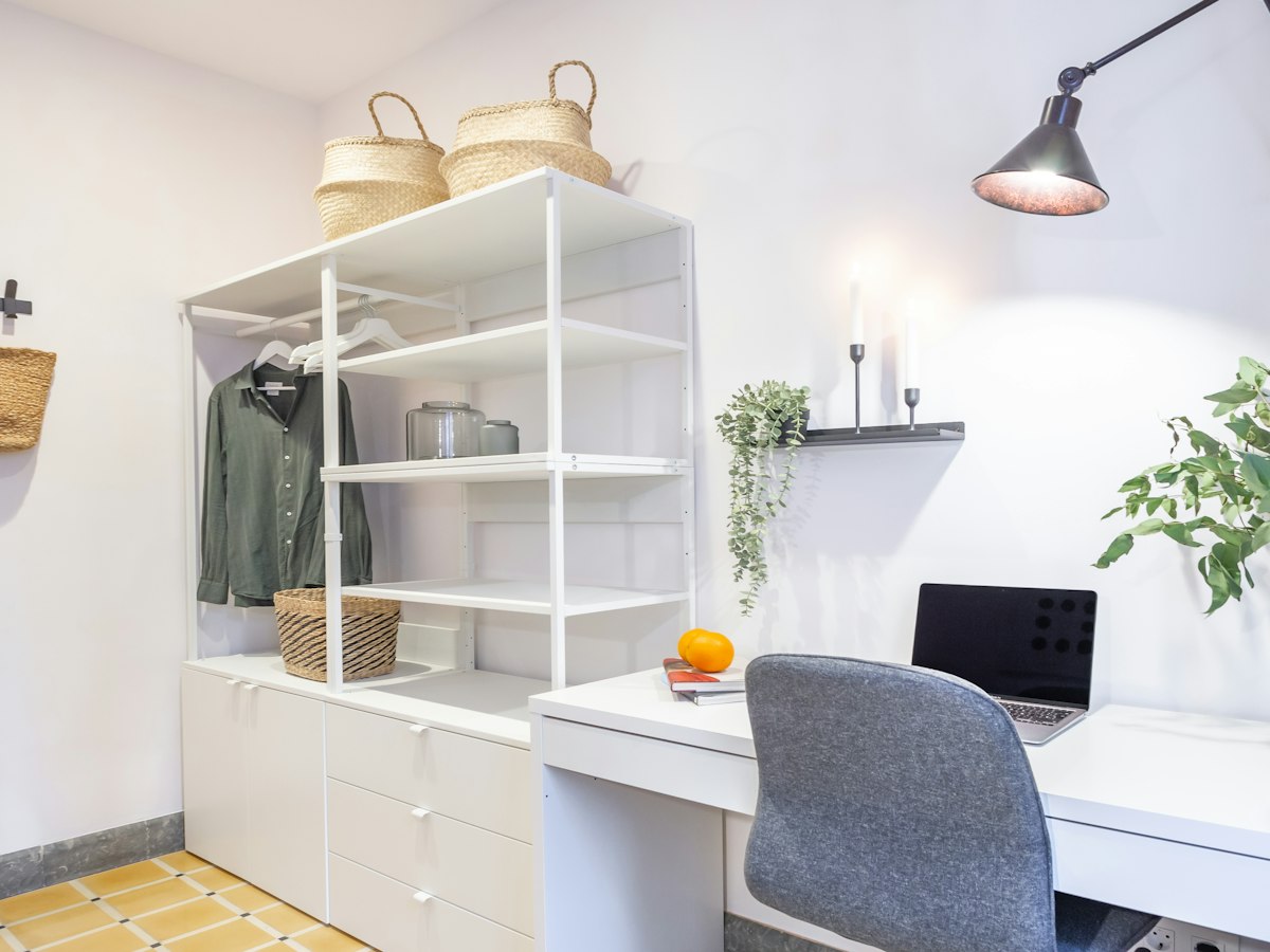 Habitación amueblada en piso compartido de 16 personas en Gràcia · 4