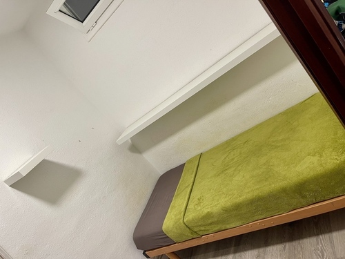 Room in a 2-person shared flat in Gràcia · 3