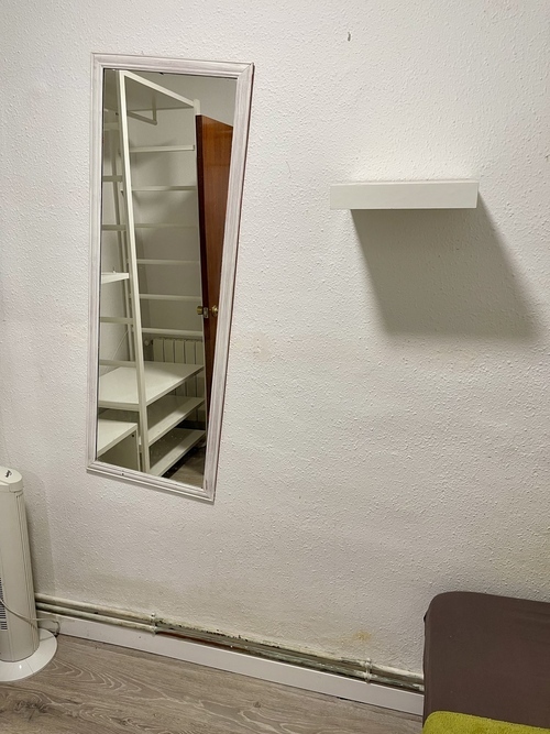 Room in a 2-person shared flat in Gràcia · 4