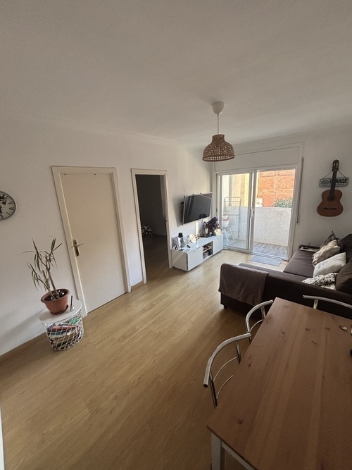 Room in a 2-person shared flat in Barcelona