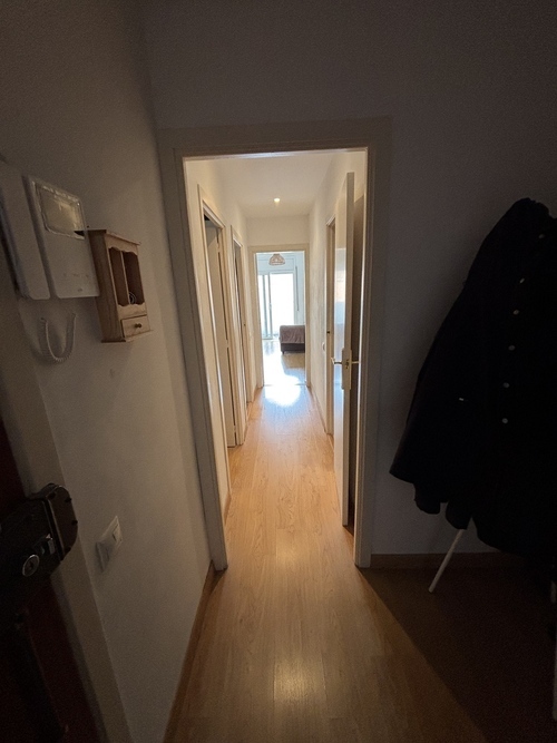 Room in a 2-person shared flat in Barcelona · 3