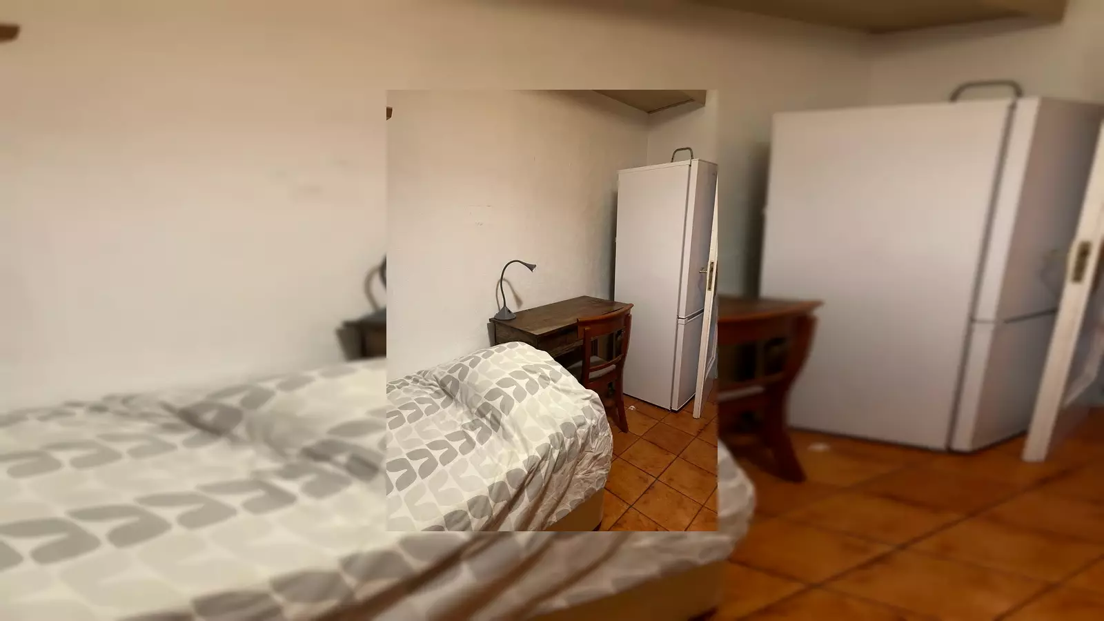 Habitación amueblada en piso compartido de 4 personas en Sarrià–Sant Gervasi · 3