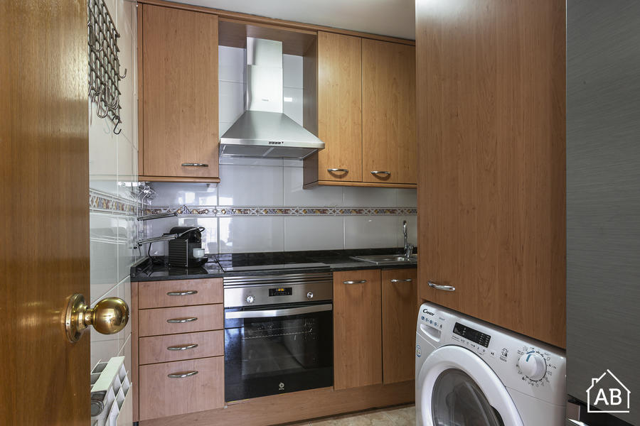 Furnished 3-bedroom flat in Les Corts, 51 m² · 3