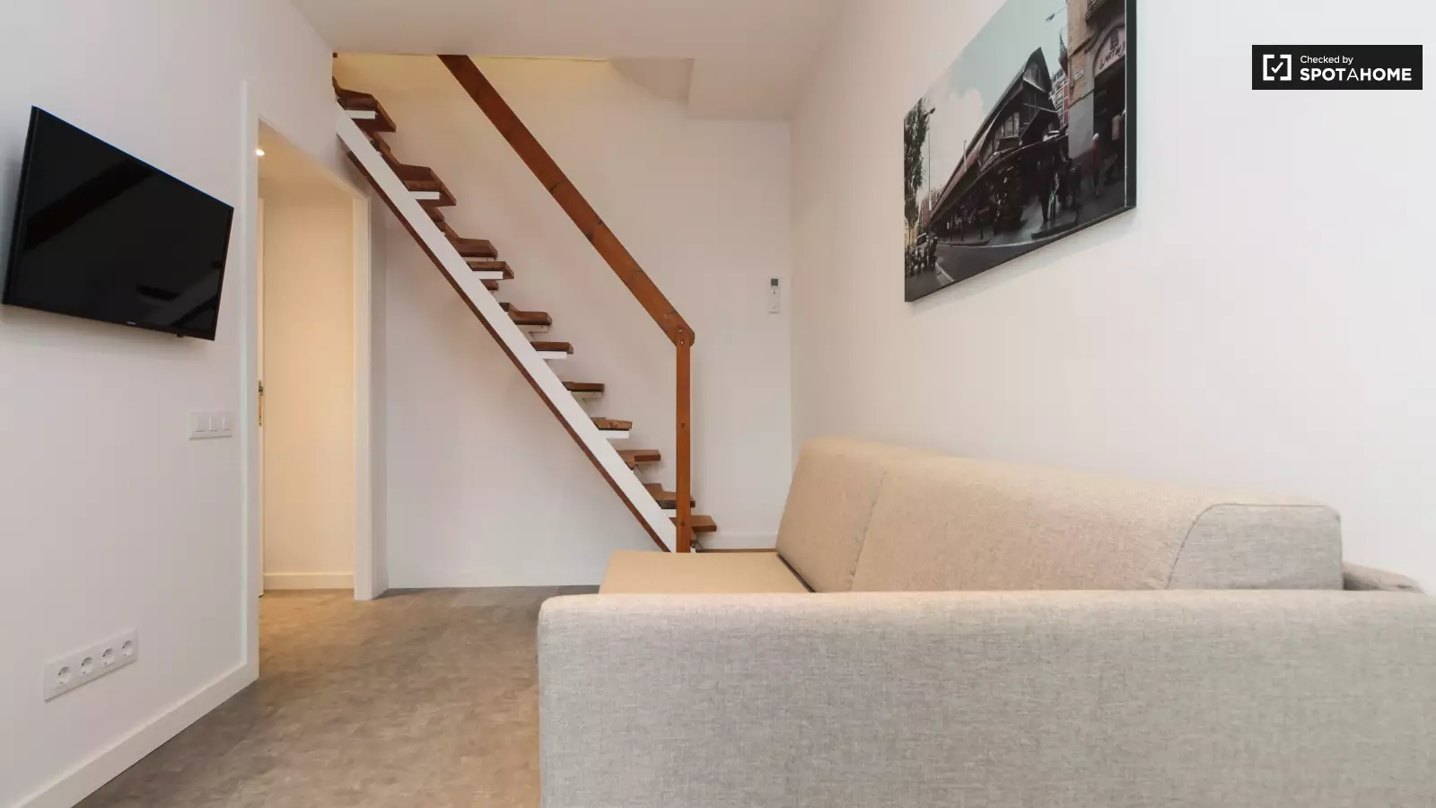 Furnished 1-bedroom flat in Gràcia, 36 m² · 2