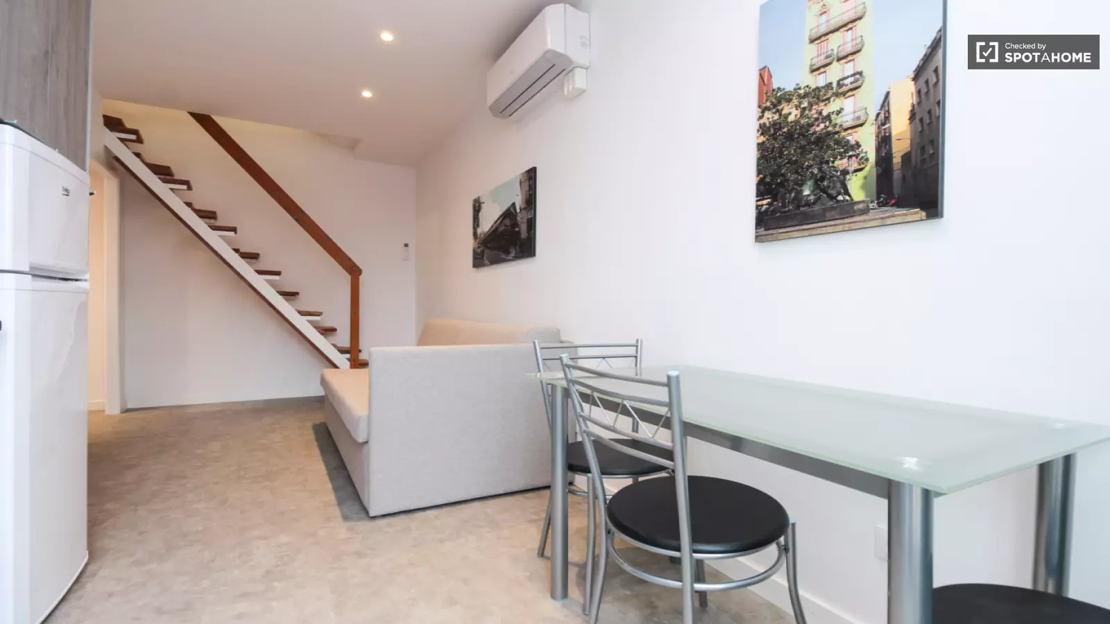 Furnished 1-bedroom flat in Gràcia, 36 m² · 3