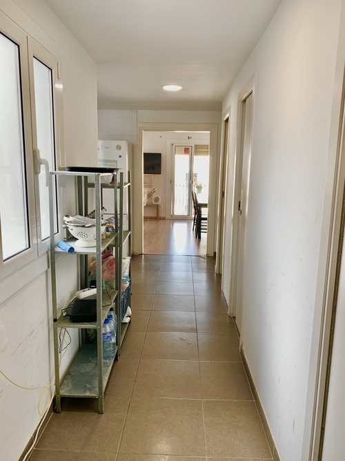 Habitación en piso compartido de 4 personas en Ciutat Vella · 4