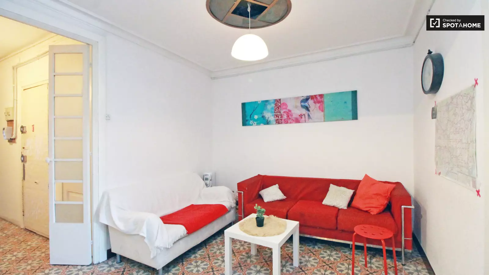 Habitación amueblada en piso compartido de 5 personas en Gràcia · 4