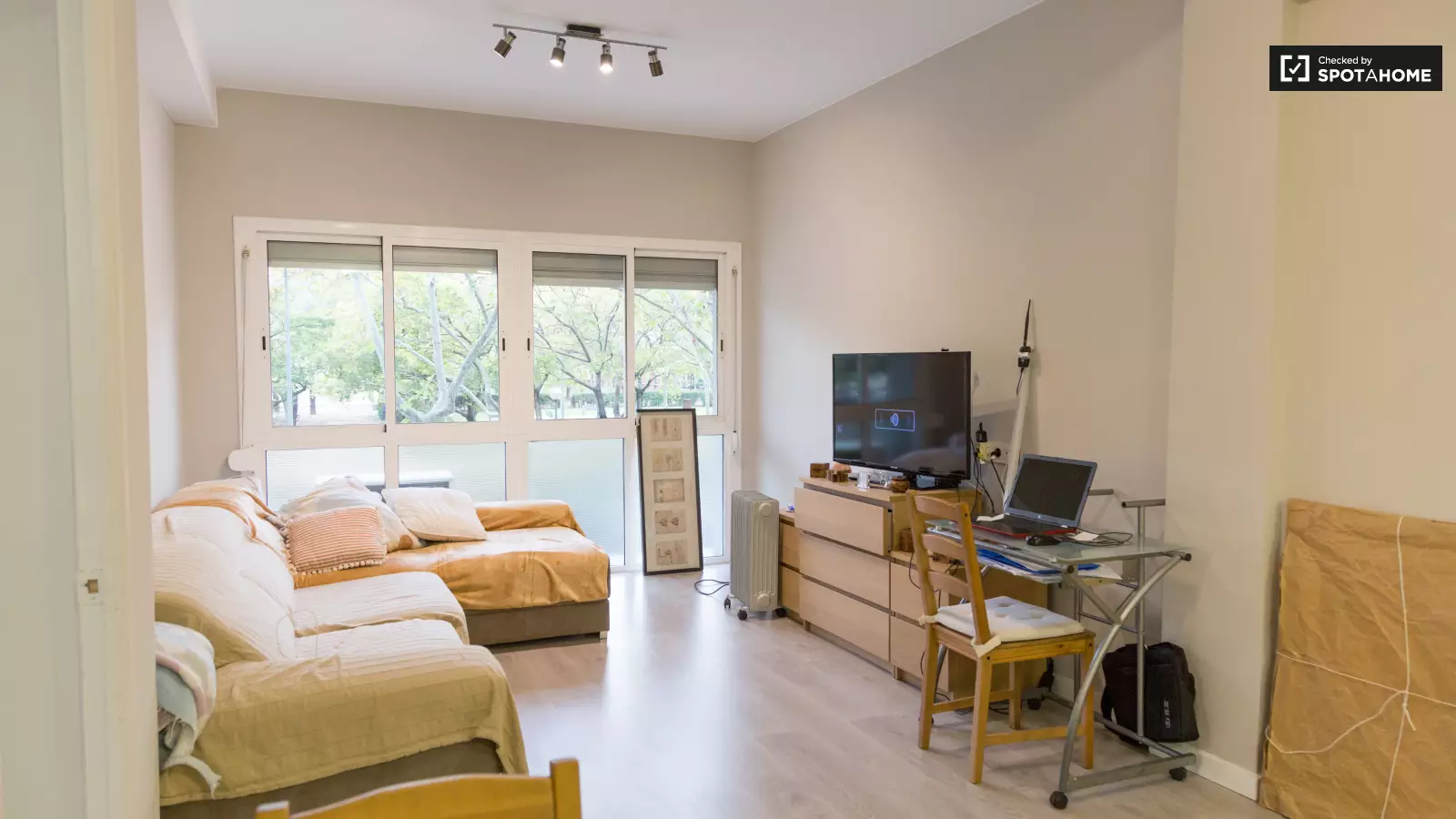 Habitación amueblada en piso compartido de 2 personas en Sant Martí · 4
