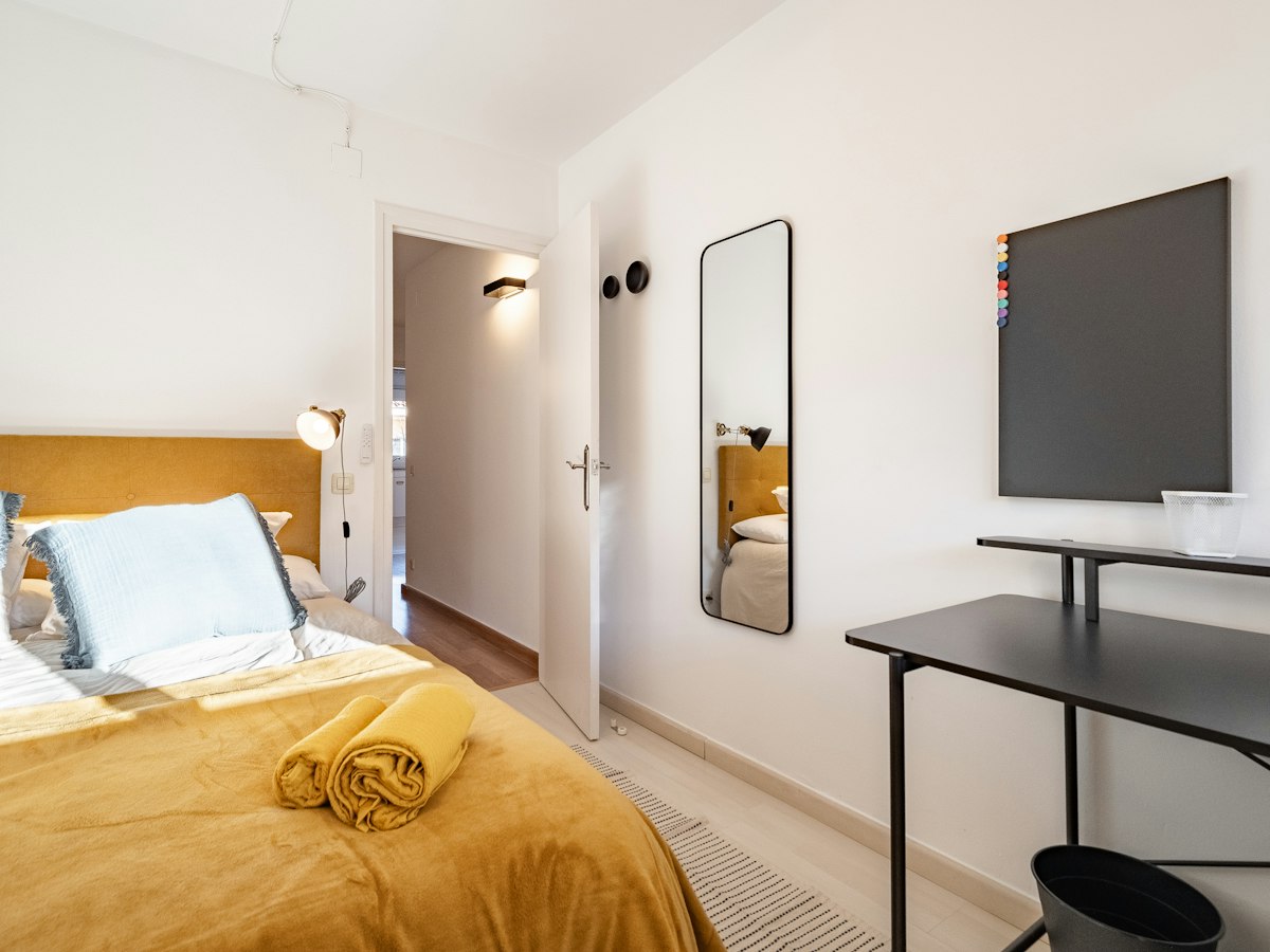 Furnished room in a 4-person shared flat in Sant Cugat