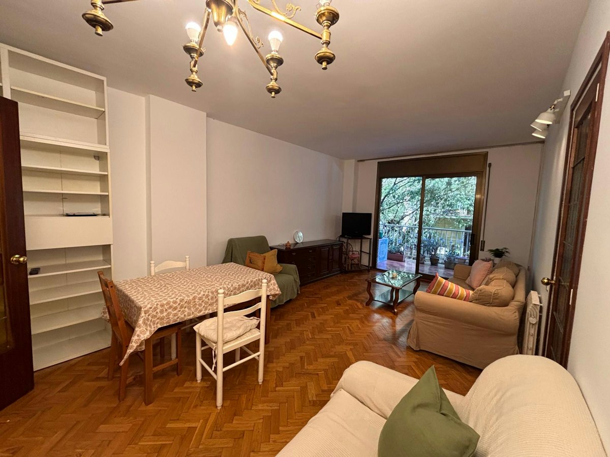 Habitación amueblada en piso compartido de 6 personas en Sants-Montjuïc · 4